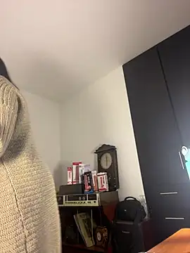 adriana71's Live XXX Chat