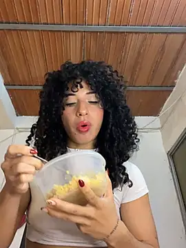 Chatroom XXX en direct de Miily_0