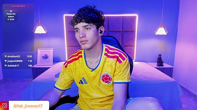 AlejooTwink's Live XXX Chat