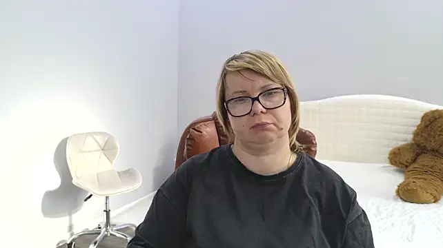 BonnnyBoobsy – Naživo XXX chat