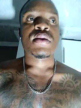chezz05's Webcam Show