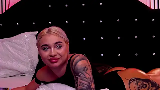 TaniaBliss Webcamshow