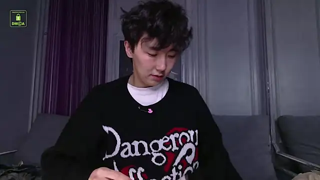 HeejinWang élő XXX-chatje