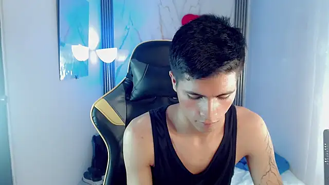 Chat +18 de Ascii_one ao vivo