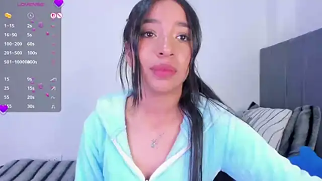 lillielover16 Adlı Modelin Canlı XXX Sohbeti