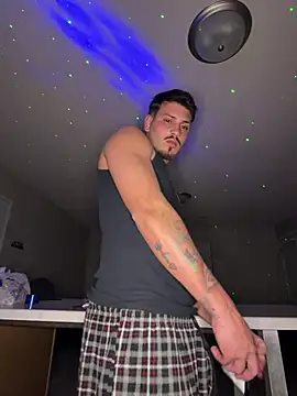 MrBadBoyX élő XXX-chatje