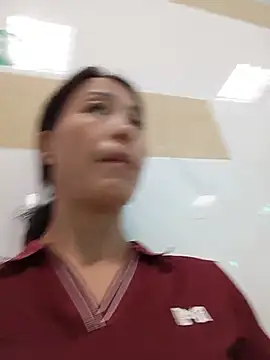 Lily-ly's Live XXX Chat