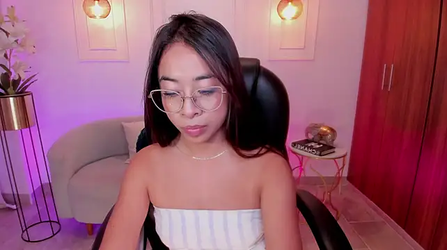 Chat XXX ao vivo de July_Adams