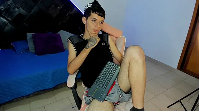 Rick_x_: απευθείας συνομιλία ΧΧΧ