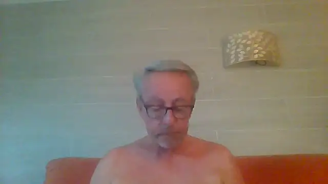 Chat XXX en directo de tuggy59