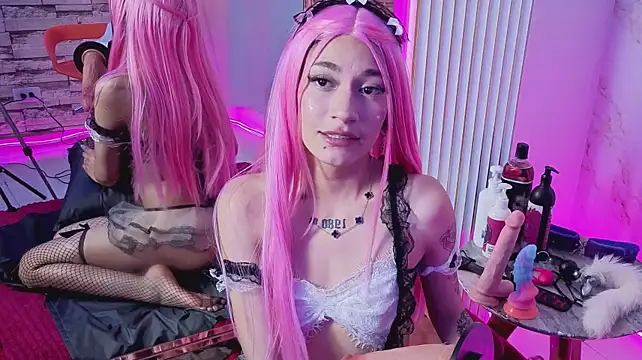 XXX chat uživo modela mily_g_