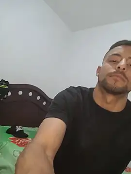 Cris_LaCobra_ Adlı Modelin Canlı XXX Sohbeti