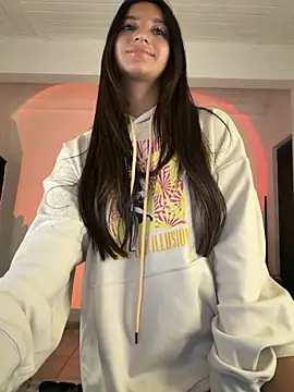 aly_golden_'s Live XXX Chat