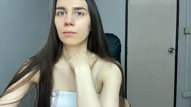 SassyJessi live XXX chat