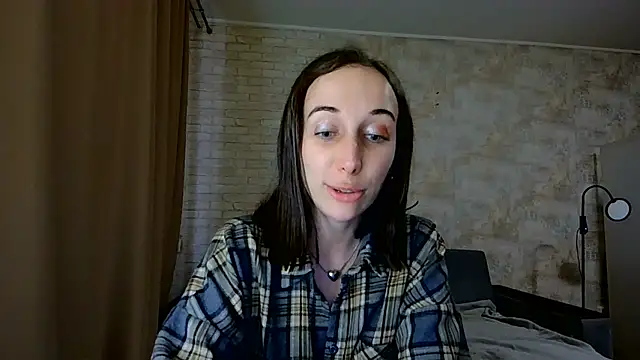 Anika_bloom Adlı Modelin Canlı XXX Sohbeti