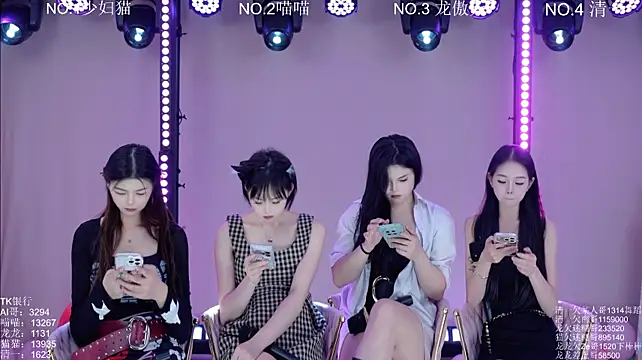 Stars-01's Live XXX Chat