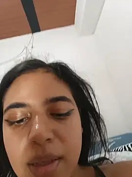 Czat XXX na żywo – Ailyn_seraph