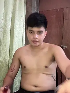 YourCutieBoy_Bigcum14: вебкам-шоу