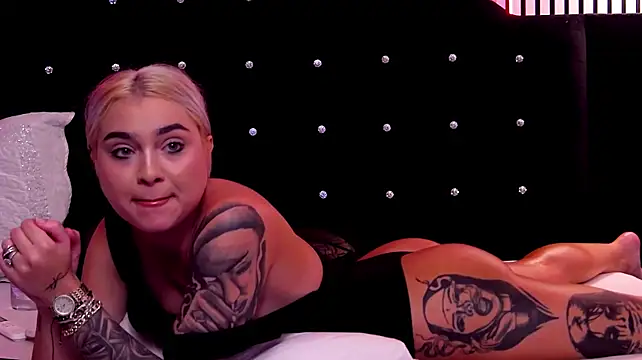 TaniaBliss Webcam show