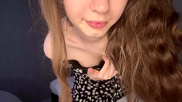 Emily_Mur_のライブXXXチャット