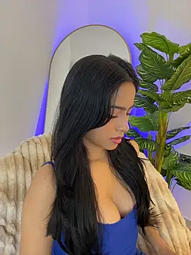 Chatroom XXX en direct de _Emily_Thompson_
