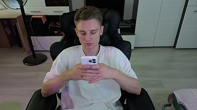 Webkamerová show pvlpstvy