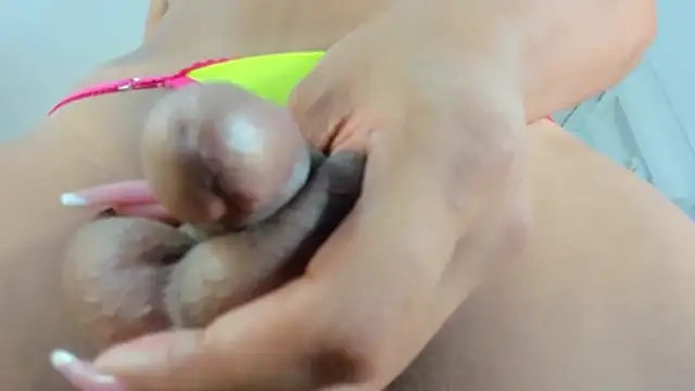 Mia_hornny_ 网络视讯表演