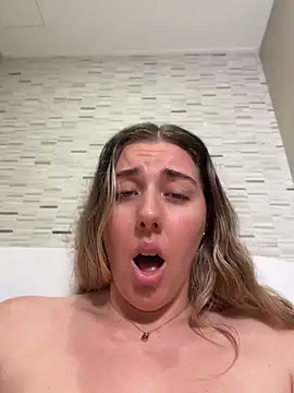 Aussielulu Chat XXX in diretta