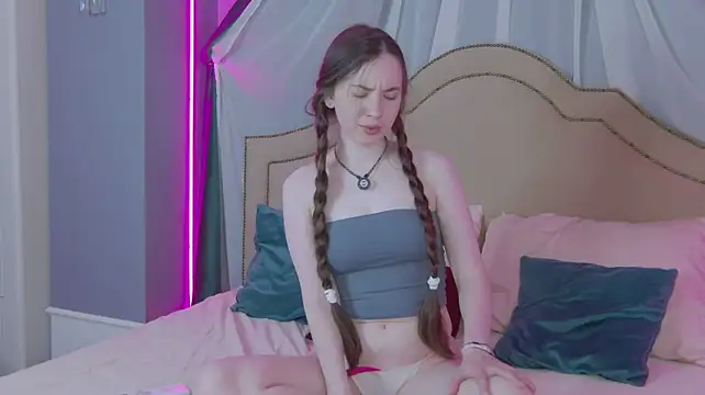 LilaMccoy Live XXX-Chat
