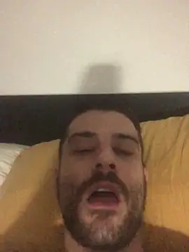 victor9333: απευθείας συνομιλία ΧΧΧ
