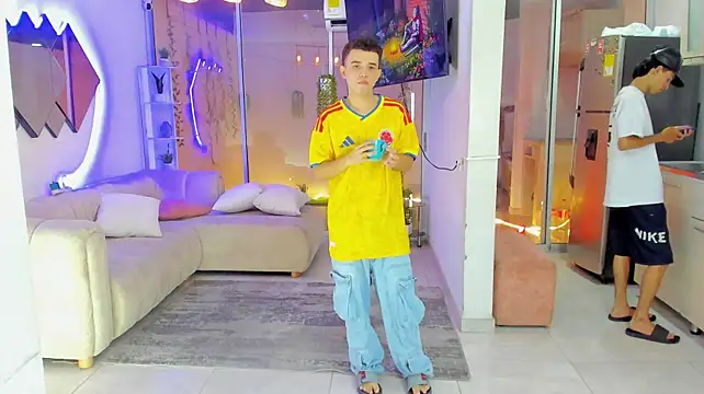 Houseofwarrios: вебкам-шоу