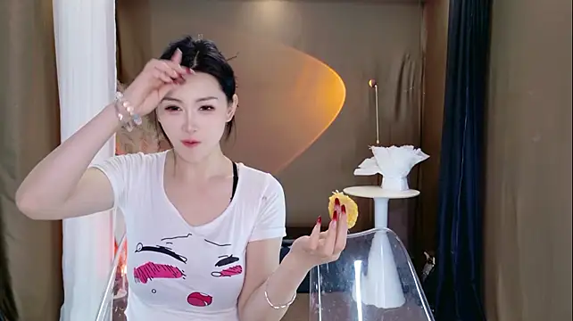 Banana-Milk69 Webcam Show