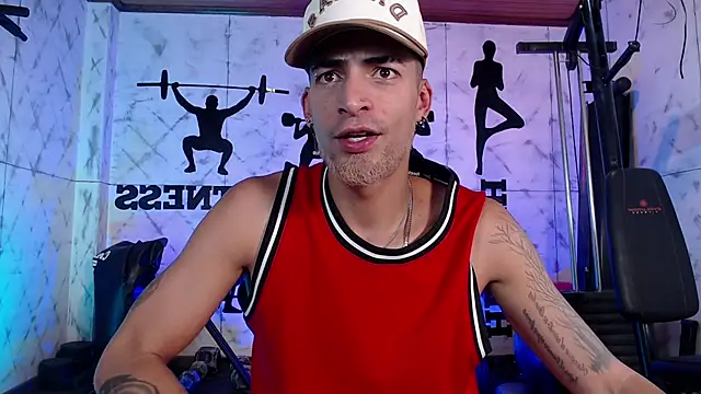 DrakeNeumann Шоу с уебкамера