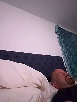 whitelioncody webkamerás műsora