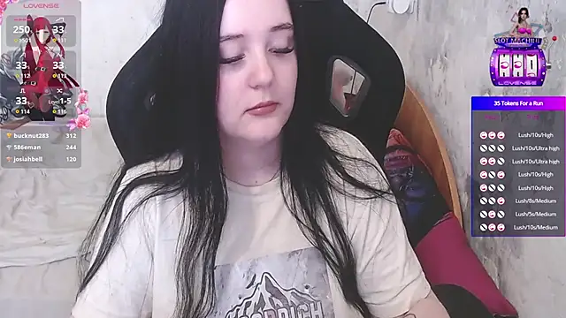 your_8a8y's Live XXX Chat