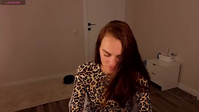 Nicea_Harrison XXX чат на живо