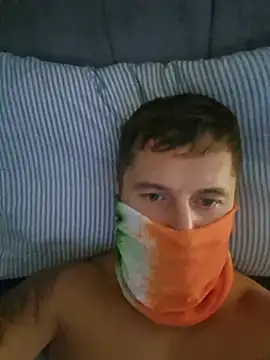 Gaz0010 Chat XXX live