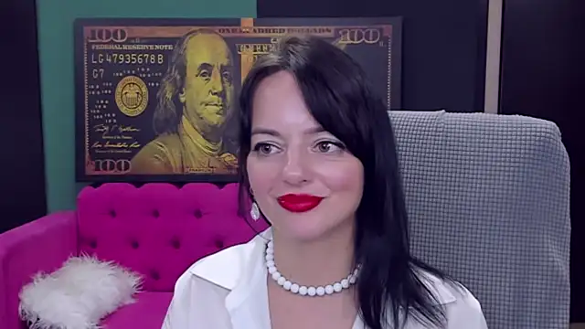 Chatroom XXX en direct de BellaRowan