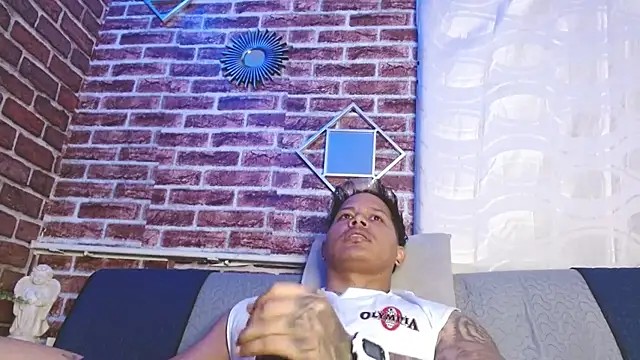 jordan_bigcock_ Adlı Modelin Canlı XXX Sohbeti