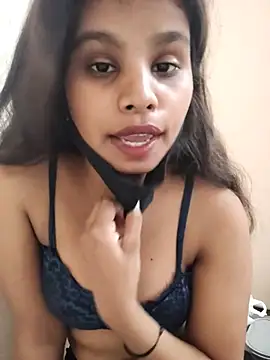 yours_queen_ Chat XXX in diretta