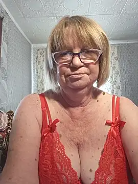 MilashkaCutie50's Webcam Show