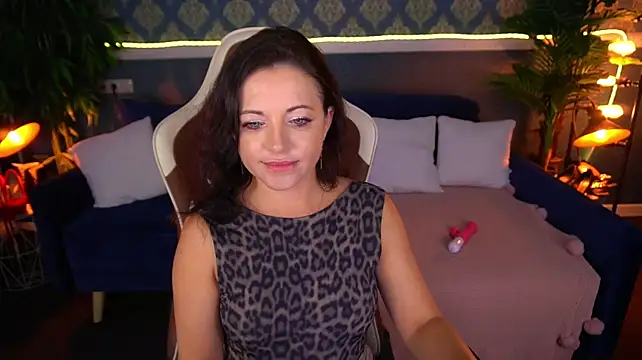 Dafni_Monn élő XXX-chatje