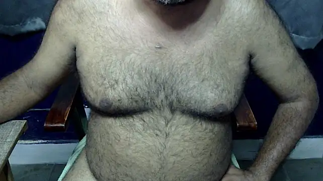 Вебкам-шоу hairysubcub_70