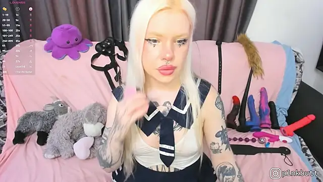 HelenGoat Chat XXX in diretta