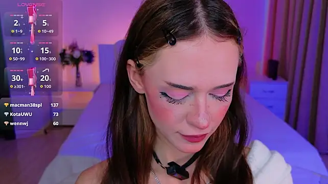Adetta – Naživo XXX chat