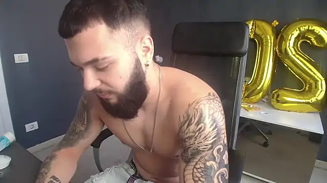 OscarWillss Chat XXX in diretta
