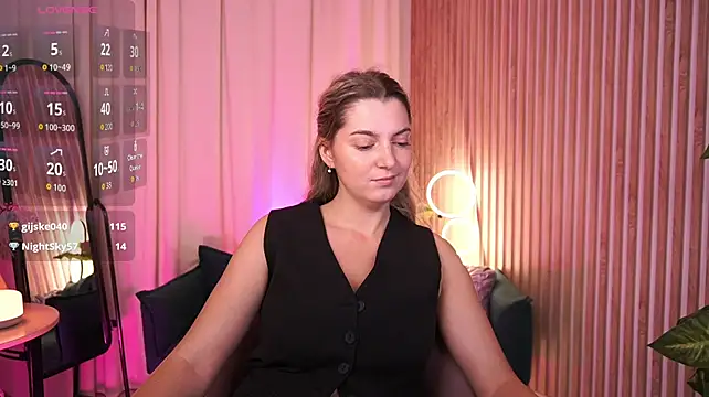 LucreciaStorm Chat XXX live