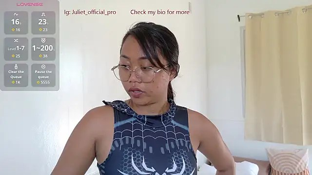 Juliet_official_pro's Live XXX Chat