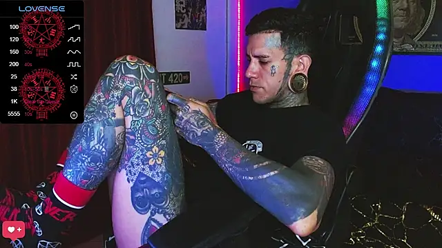 Chat XXX en directo de jhonny__ackerman