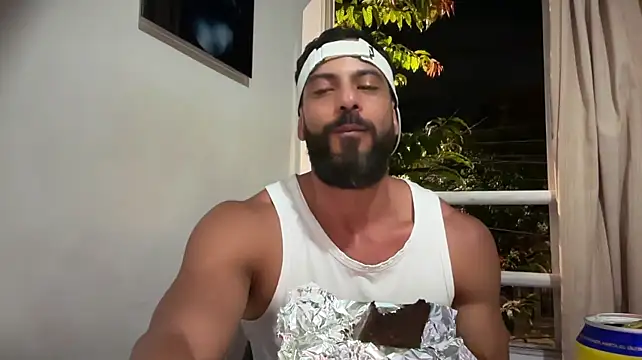 XXX chat uživo modela romeolovedark